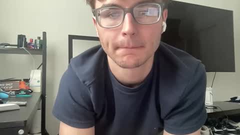 Snapshot of ryan287747 chatting on April 2026 08:11:02 PM ryan online show from April 2026 08:11:02 PM