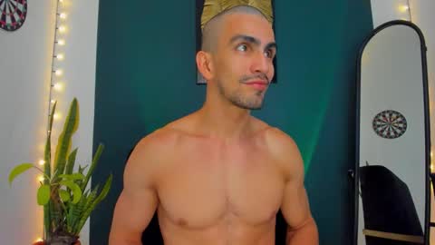 Ryan independent model online show from September 2025 09:25:02 AM