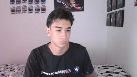 Snapshot of ryan_valentine17 chatting on May 2026 09:20:02 PM ryan online show from May 2026 09:20:02 PM
