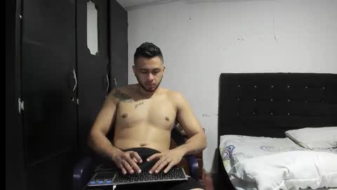 ryan_xc1 online show from November 2025 02:22:02 AM