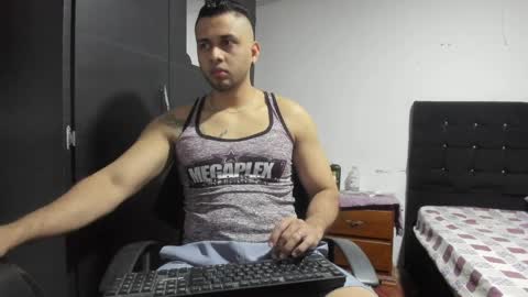 ryan_xc1 online show from March 2026 12:44:01 AM