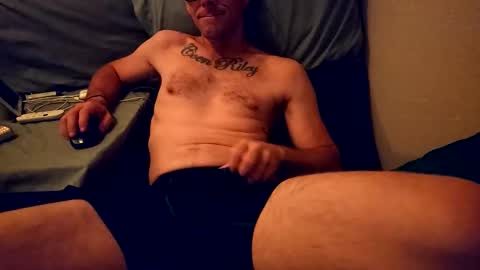 Snapshot of ryanfc85 chatting on December 2025 04:31:02 AM RFC666 online show from December 2025 04:31:02 AM