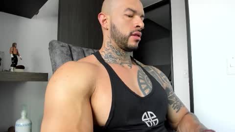 Snapshot of ryanjhonston chatting on November 2025 12:23:02 PM Ryan online show from November 2025 12:23:02 PM