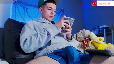 Ryannhill  online show from November 2025 11:00:01 AM