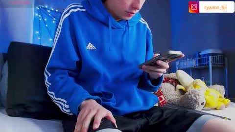 Ryannhill  online show from December 2025 09:58:02 AM