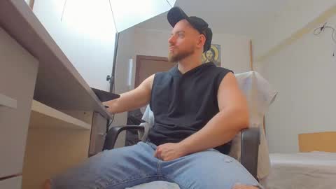 Ryanstone  online show from March 2026 07:52:02 AM