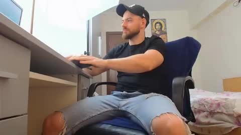 Ryanstone  online show from June 2026 07:18:01 AM