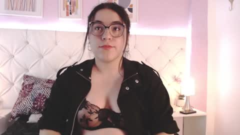 Ryder and Violet online show from February 2025 09:43:01 AM