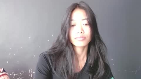 ryza_sweet online show from December 2025 12:27:01 AM