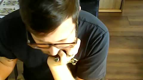 Snapshot of s1ave1989 chatting on December 2024 10:12:02 AM s1ave1989 online show from December 2024 10:12:02 AM