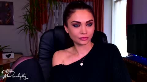 Snapshot of s3r3ndipity chatting on December 2024 09:40:02 AM Y      online show from December 2024 09:40:02 AM