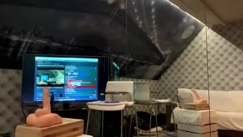 Snapshot of s_______________ chatting on December 2024 09:40:01 PM Laura online show from December 2024 09:40:01 PM