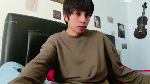 Snapshot of s_a_t_u_r_n chatting on April 2026 04:30:02 AM ST online show from April 2026 04:30:02 AM