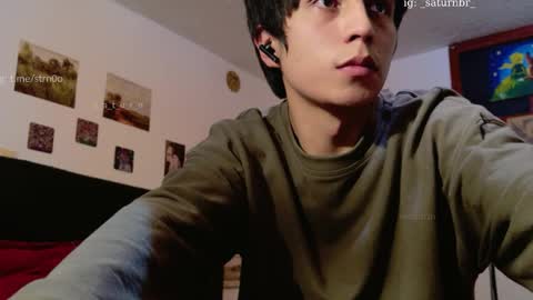 Snapshot of s_a_t_u_r_n chatting on May 2026 06:21:02 AM ST online show from May 2026 06:21:02 AM