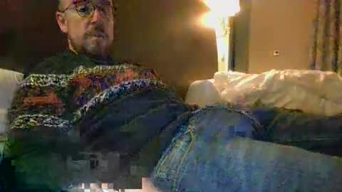 s_i_q online show from December 2025 09:12:02 PM