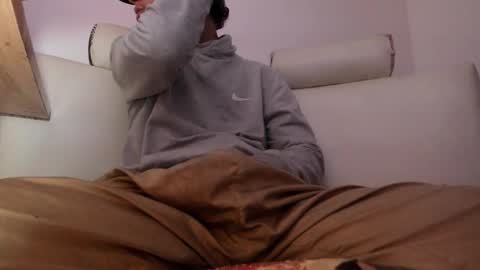 Snapshot of s_sven chatting on October 2025 10:19:02 PM Steven Independent online show from October 2025 10:19:02 PM