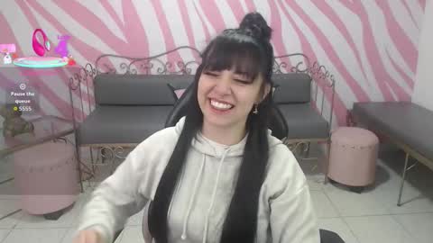 Sabrina online show from December 2025 01:20:01 PM