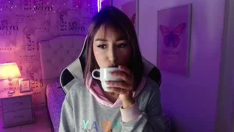 1 online show from November 2025 11:51:02 AM