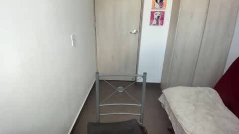 Snapshot of saarah_brownn chatting on December 2024 09:01:01 PM Sara online show from December 2024 09:01:01 PM