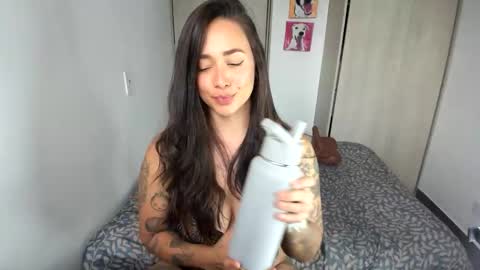 Snapshot of saarah_brownn chatting on November 2025 09:03:02 PM Sara online show from November 2025 09:03:02 PM