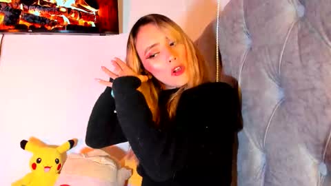 Snapshot of sabrina_cole chatting on November 2025 04:14:02 AM . Sabrina Cole . online show from November 2025 04:14:02 AM