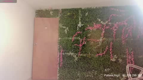 Snapshot of sabrina_geek chatting on October 2025 02:08:01 AM sabrina_geek online show from October 2025 02:08:01 AM