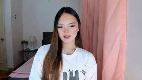 Snapshot of sabrina_hilson chatting on November 2025 01:55:02 PM sabrina_hilson online show from November 2025 01:55:02 PM