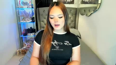 sabrina_hilson online show from March 2026 05:00:02 AM