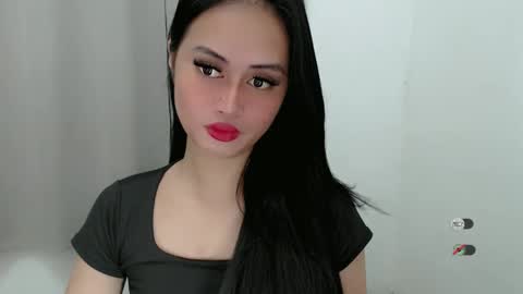 Snapshot of sabrina_inviting chatting on February 2025 10:50:01 PM Sabrina online show from February 2025 10:50:01 PM