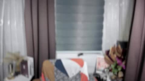 Snapshot of sabrina_maxx chatting on November 2025 04:51:01 PM Nadine online show from November 2025 04:51:01 PM