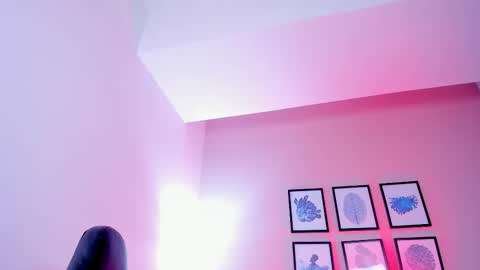 Snapshot of sabrina_sabrock_ chatting on November 2025 06:46:01 AM Sabrina online show from November 2025 06:46:01 AM