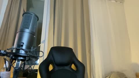 Snapshot of sabrinaanddaniel chatting on January 2025 05:14:02 AM SabrinaDaniel online show from January 2025 05:14:02 AM