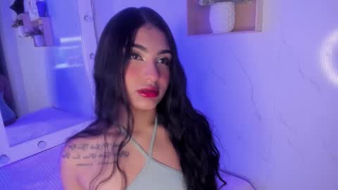 Snapshot of sabrinahims_ chatting on November 2025 05:30:02 AM mariana online show from November 2025 05:30:02 AM