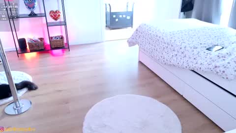 Sabrina Rose   online show from June 2026 04:18:02 PM