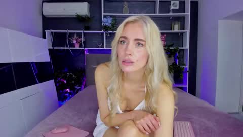 Sabrina online show from March 2026 12:17:02 PM