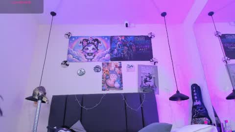 Sabrina  online show from April 2026 11:25:01 AM