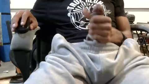 Snapshot of sacalaschichiss chatting on November 2025 10:21:01 PM Dee online show from November 2025 10:21:01 PM