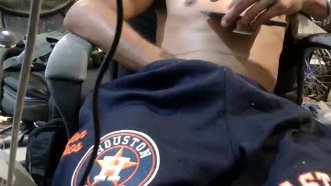 Dee online show from November 2025 10:54:01 AM