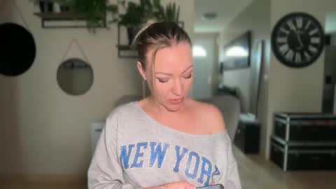 sacha__xx online show from March 2026 10:54:02 AM