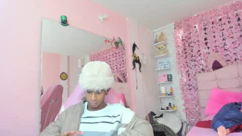 sack_wink online show from September 2025 07:06:02 PM