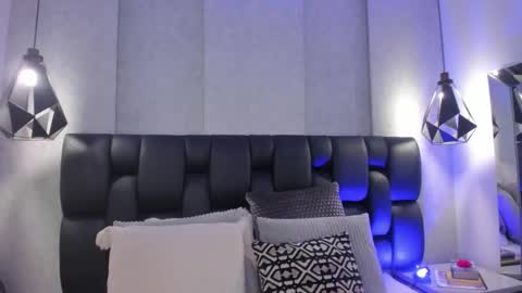 Snapshot of sadiefoster chatting on September 2025 01:05:02 PM Sadie online show from September 2025 01:05:02 PM