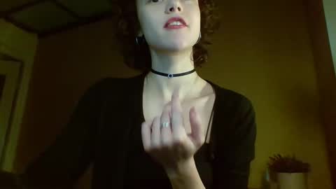 Rose online show from October 2025 11:42:02 PM