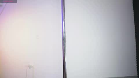 safiro_evans online show from March 2026 01:33:01 PM