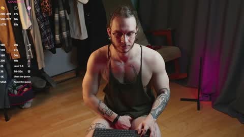 Adam online show from December 2024 05:42:02 AM