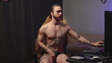 Adam online show from January 2025 11:00:01 AM