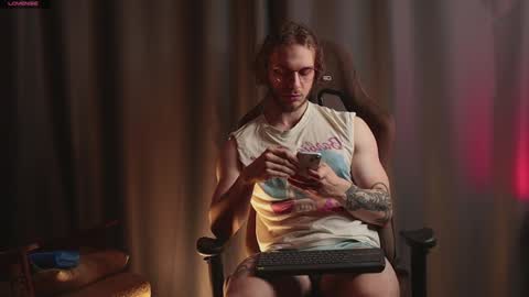 Adam online show from January 2025 04:56:01 AM