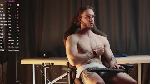 Adam online show from February 2025 04:14:01 AM