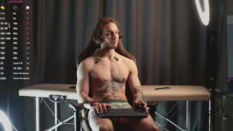 Adam online show from February 2025 05:10:01 AM