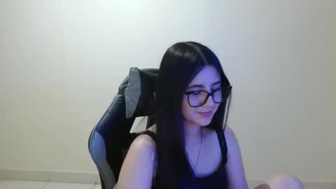 Sahaliefox  online show from January 2026 06:57:02 PM