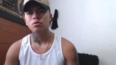 Snapshot of sahara_n_thiago chatting on January 2025 02:41:02 PM Sahara y Thiago online show from January 2025 02:41:02 PM